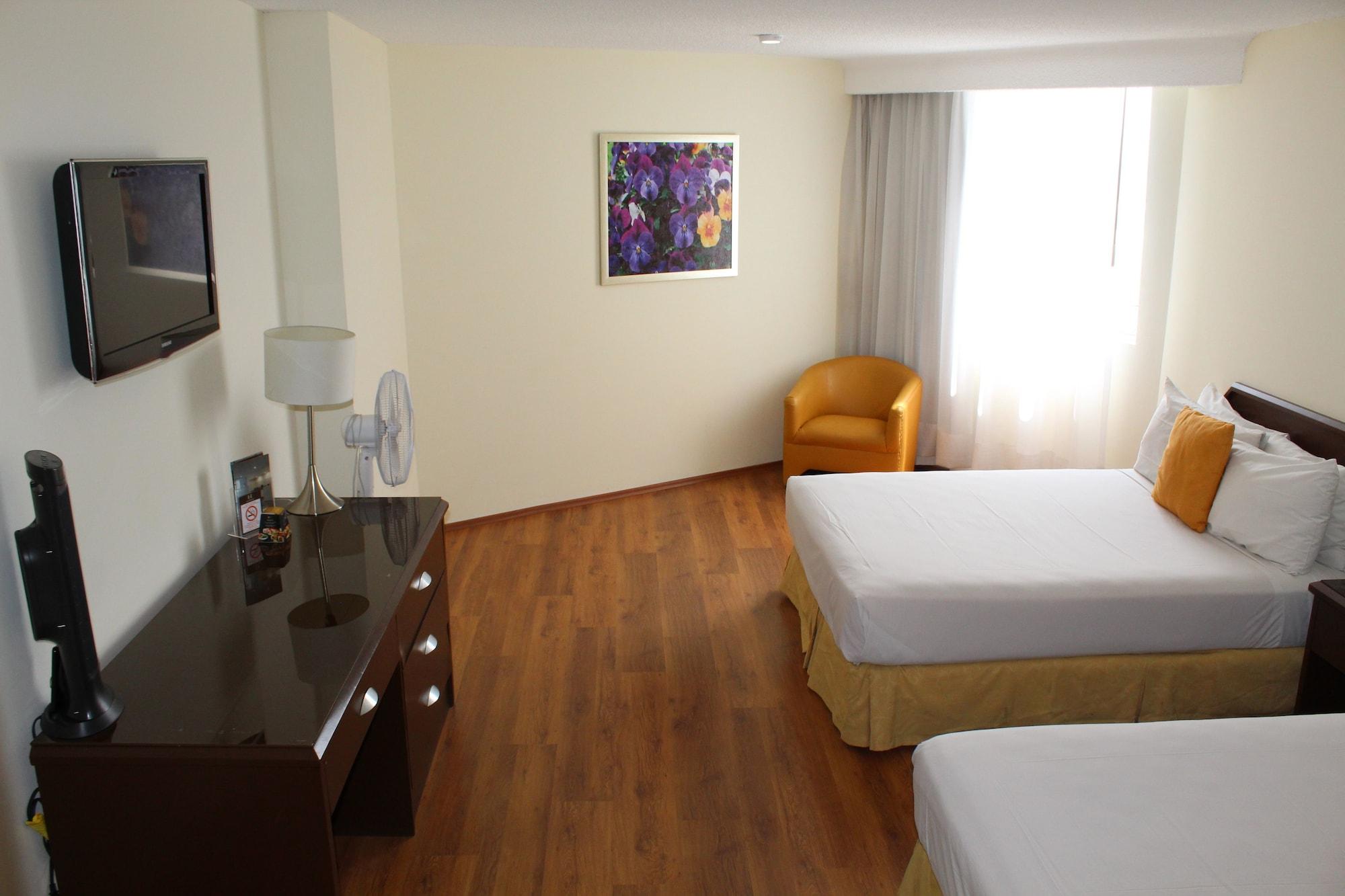 Hotel Valle De Mexico Toreo Екстериор снимка