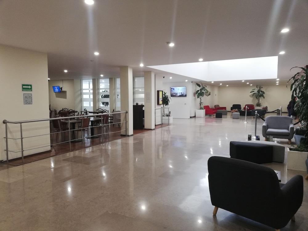 Hotel Valle De Mexico Toreo Екстериор снимка